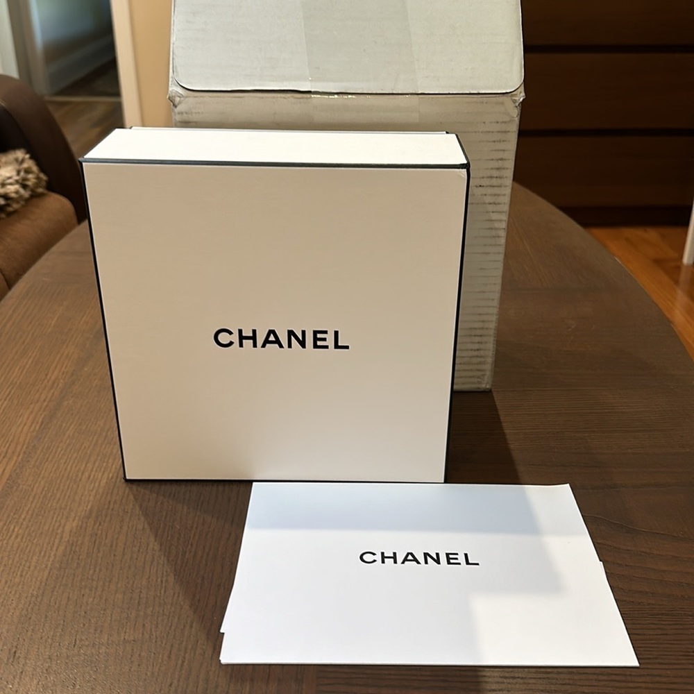 CHANEL gift box set, good for sunglasses, cosmetics, perfume, jewelry gifting.
